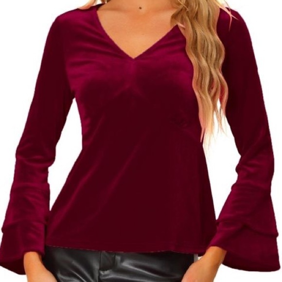 S Levine Crushed Velour Fit & Flare Top Cranberry V-neck Festive Bell Sleeve SM - Picture 7 of 13